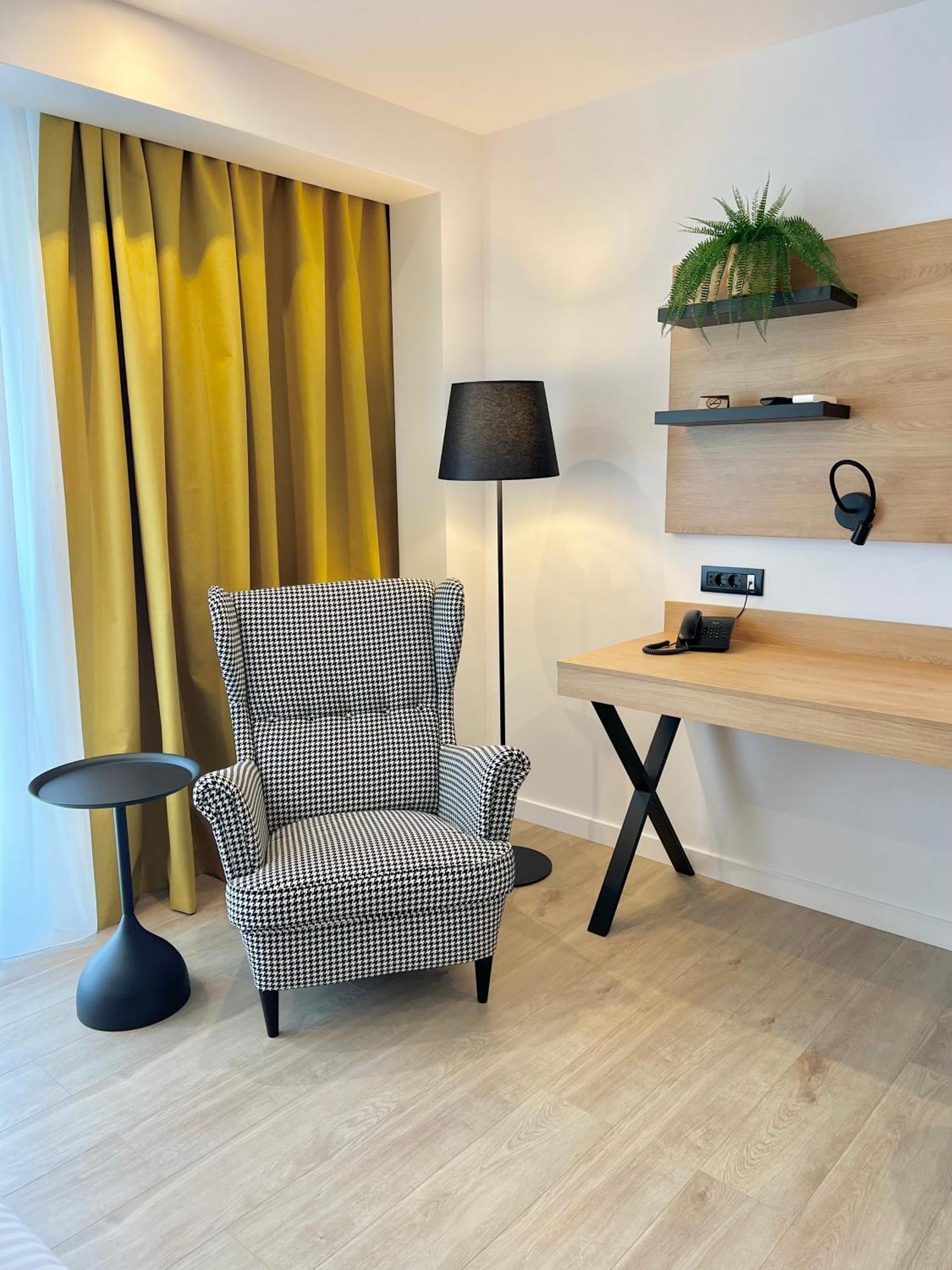 Hotel Krystal Boutique Mansion Hunedoara Exteriér fotografie