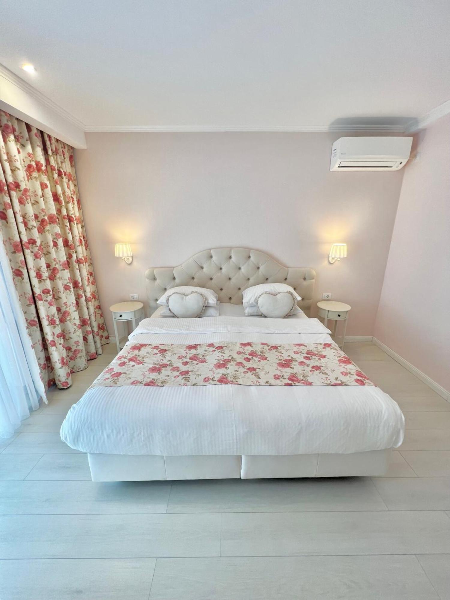 Hotel Krystal Boutique Mansion Hunedoara Exteriér fotografie