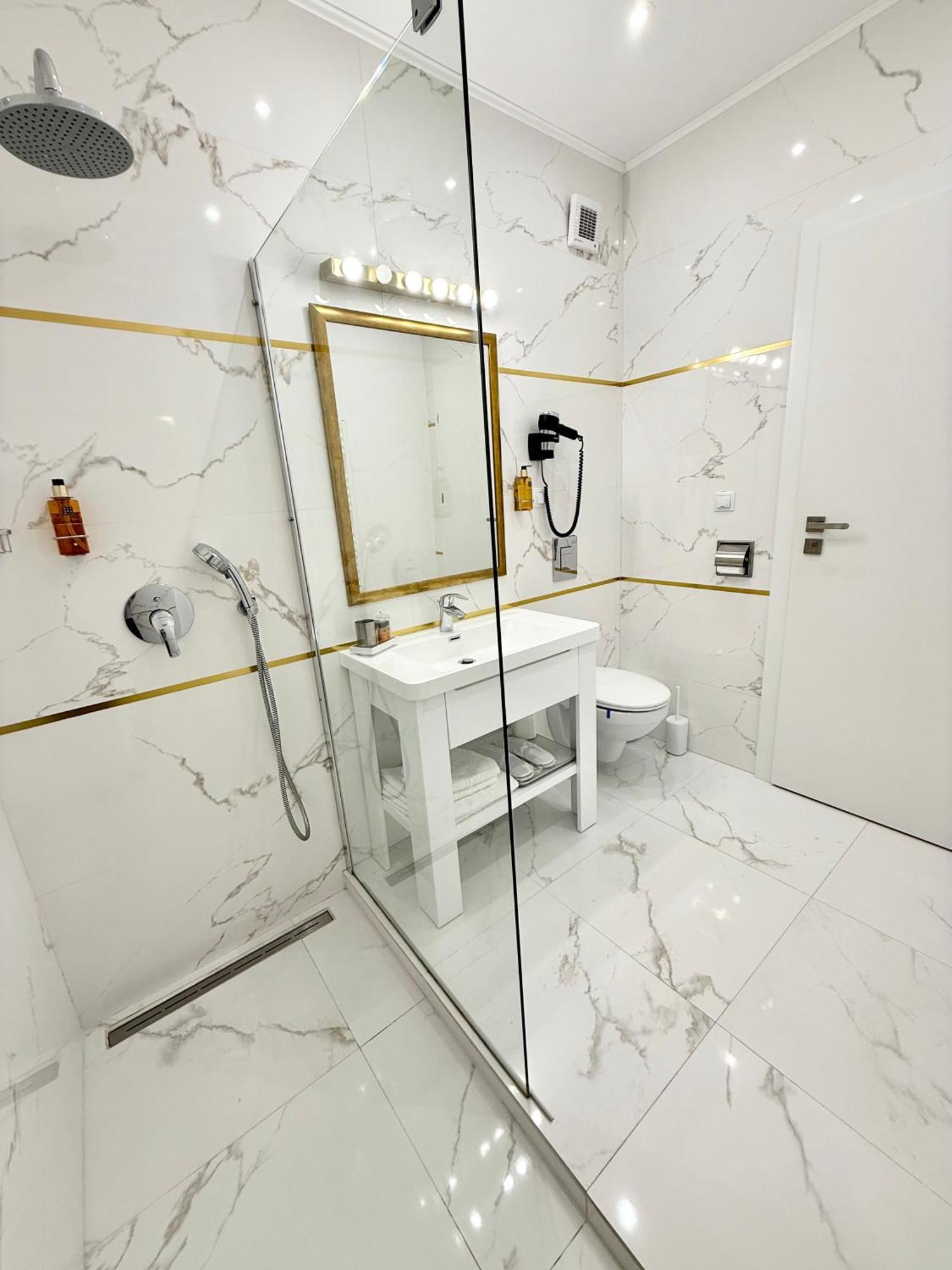 Hotel Krystal Boutique Mansion Hunedoara Exteriér fotografie