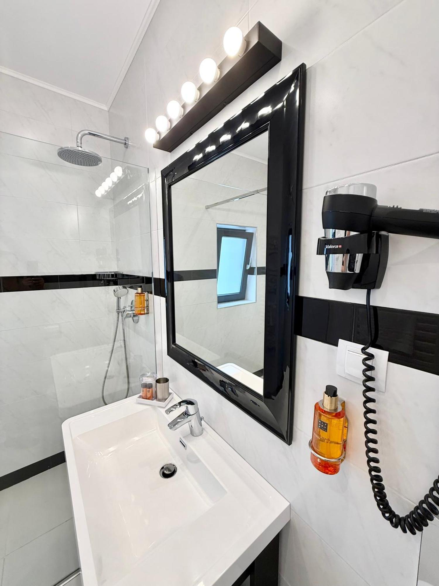 Hotel Krystal Boutique Mansion Hunedoara Exteriér fotografie