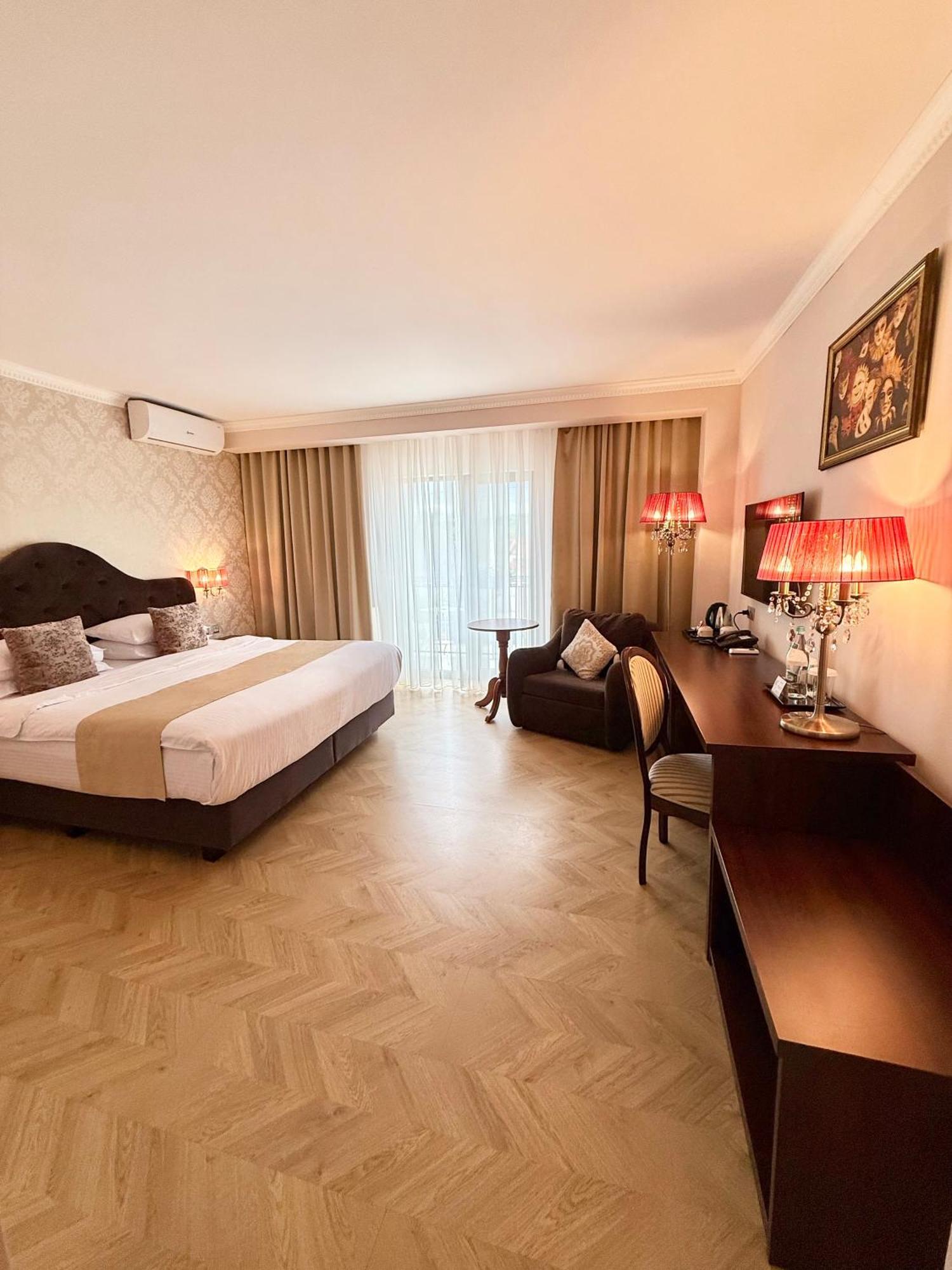 Hotel Krystal Boutique Mansion Hunedoara Exteriér fotografie