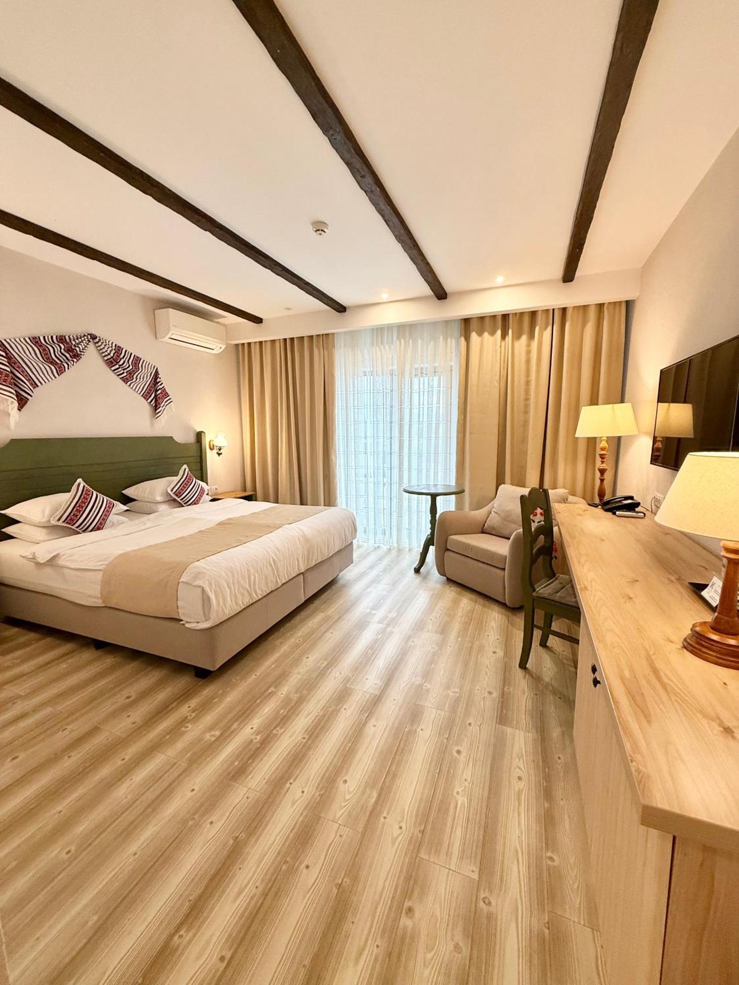 Hotel Krystal Boutique Mansion Hunedoara Exteriér fotografie
